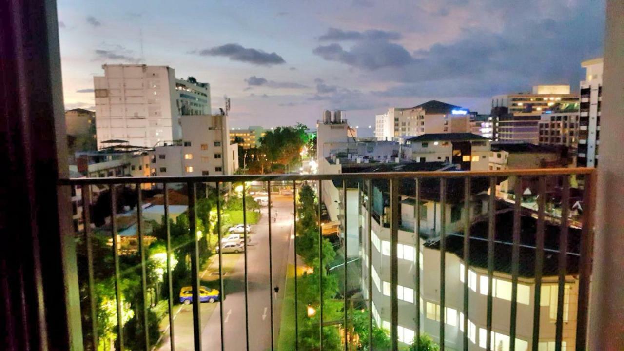 The Base Central Pattaya By Pattaya Holiday Exterior foto