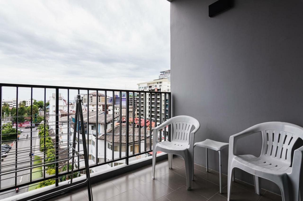 The Base Central Pattaya By Pattaya Holiday Exterior foto